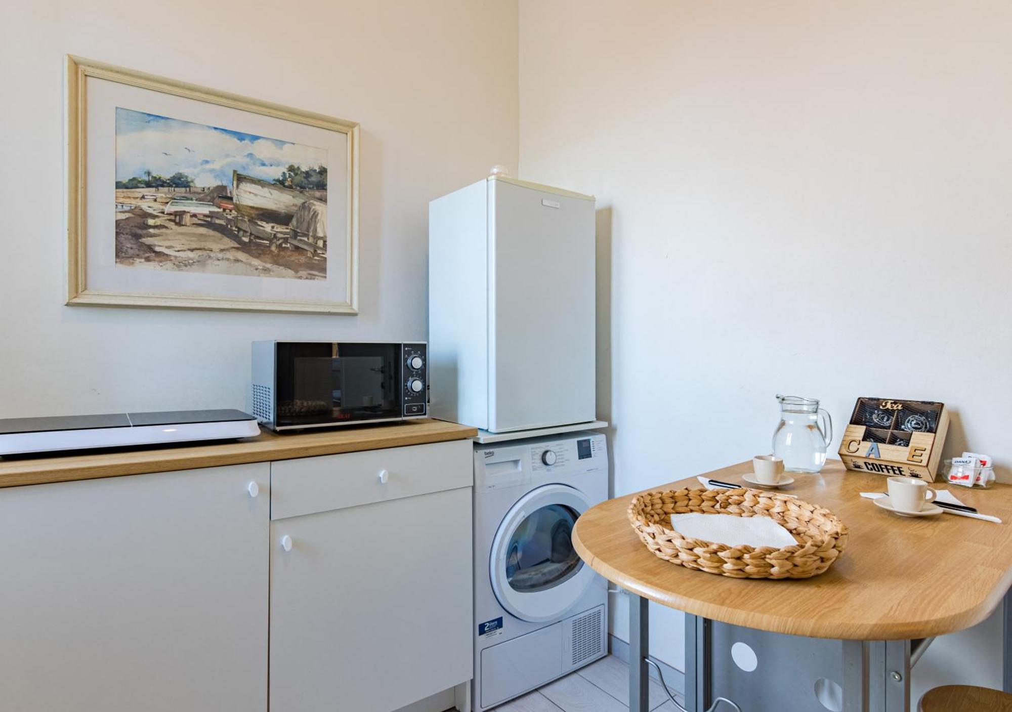 Апартаменти Casa Mya-Relax Al Porto, Wifi Veloce E Clima Ліворно Екстер'єр фото
