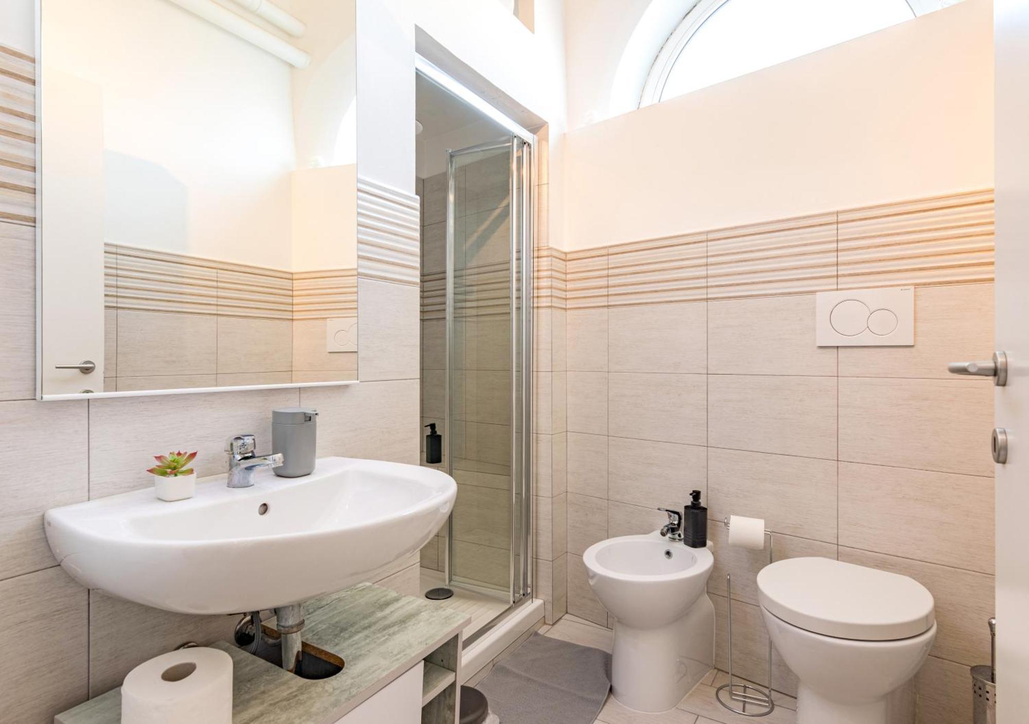 Апартаменти Casa Mya-Relax Al Porto, Wifi Veloce E Clima Ліворно Екстер'єр фото